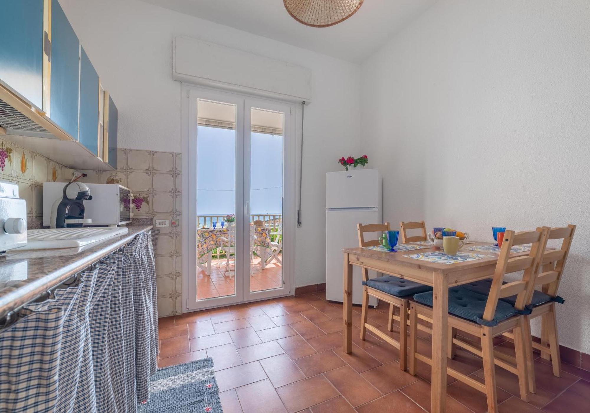 Casa Sul Lungomare Leilighet Donnalucata  Eksteriør bilde